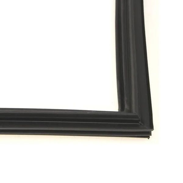 Зображення Ущільнювач дверей холодильника BLACK PTF201 Indesit (488000345984) C00345984 C00345984, зовнішній вигляд та деталі продукту