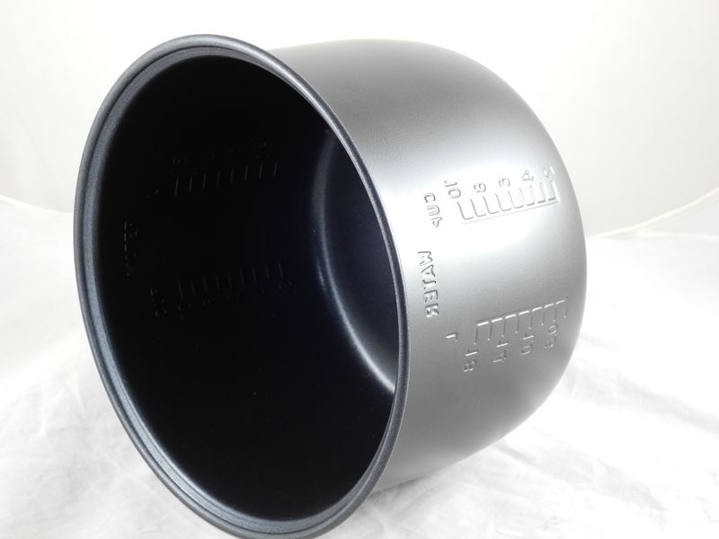 Изображение Чаша, форма, ведерко, кастрюля для мультиварки Polaris PMC 0509AD (02-38-0-0-240/150) 02-38-0-0-240/150, внешний вид и детали продукта