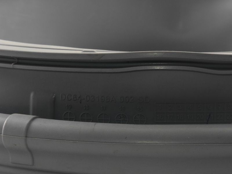 Зображення Гума люка для пральних машин Samsung (DC64-03198A) DC64-03198A, зовнішній вигляд та деталі продукту