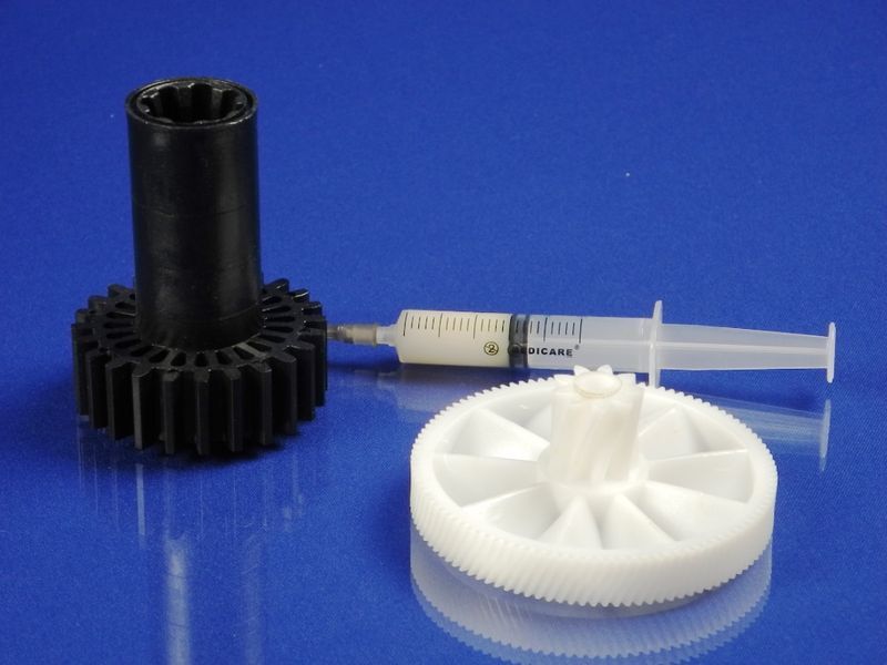 Gear set (repair kit) for Braun meat grinder (67000898 + 67051414 + lubricant)