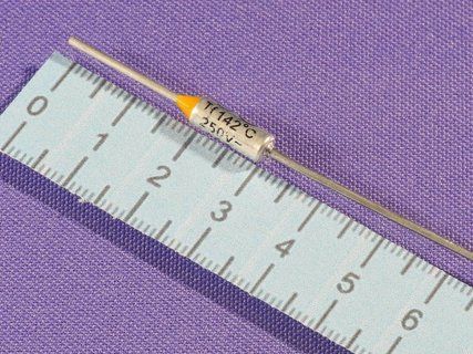 Universal thermal fuse for vegetable dryer TF142&deg;C 15A