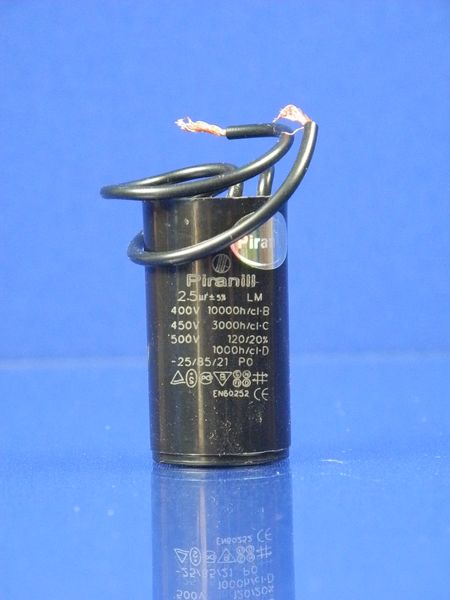 Зображення Пуско-робочий конденсатор у пластику чорний малий CBB60 на 2,5 МкФ (дріт) 2,5 ч МкФ, зовнішній вигляд та деталі продукту
