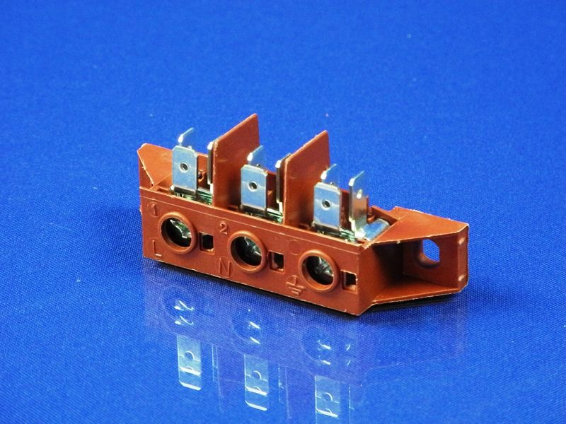 Изображение Клемная колодка на 3 контакта 40A/450V (COK962UN) COK962UN, внешний вид и детали продукта