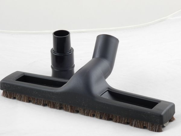 Изображение Щетка для пылесоса с натуральным волосом широкая D=32/35 мм. c переходником (30MU04) 30MU04, внешний вид и детали продукта