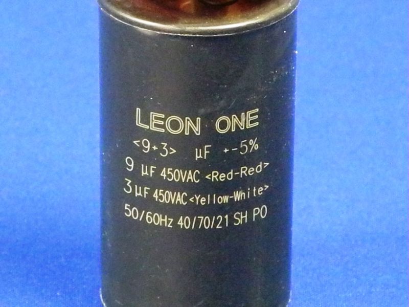 Зображення Пуско-робочий конденсатор у пластику CBB60 на 9+3 МкФ (дріт) 9+3 МкФ, зовнішній вигляд та деталі продукту