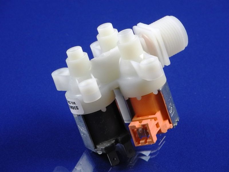 Изображение Клапан подачи воды 3/90 для стиральной машины Zanussi-Electrolux-AEG (4071360194) 4071360194, внешний вид и детали продукта