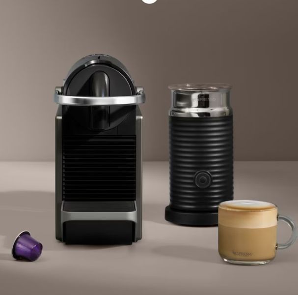 Изображение Кофемашина Nespresso Pixie C61 Electric Titan, 19 бар, титановая (с капсулами в комплекте) C61-TI, внешний вид и детали продукта