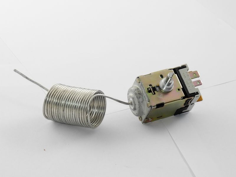 Зображення Терморегулятор (датчик-реле температури) ТАМ 133-2М ТАМ 133-2М, зовнішній вигляд та деталі продукту