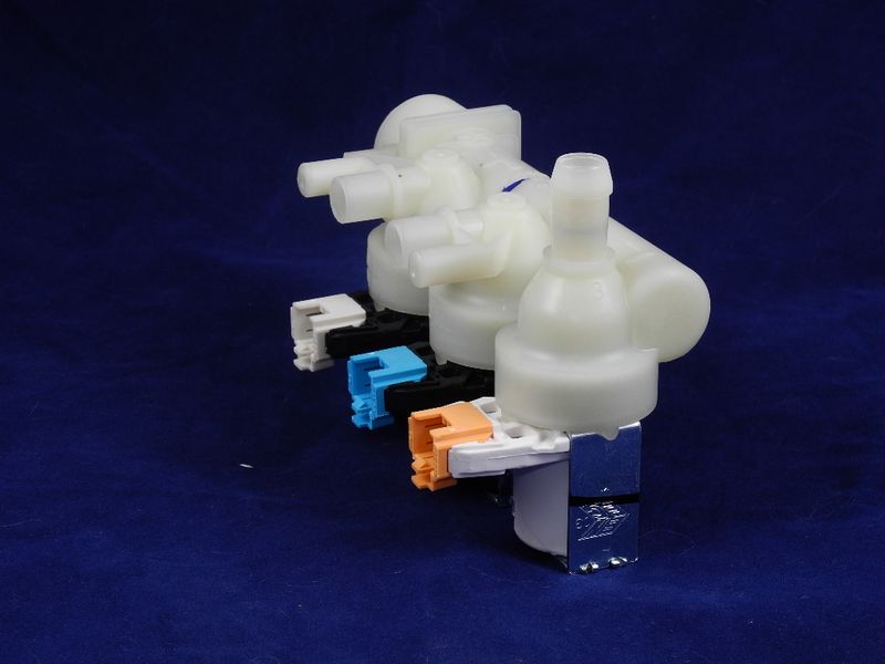 Зображення Клапан подачі води з сушкою потрійний під фішку 2/180+1/90 (С00110331) 110331, зовнішній вигляд та деталі продукту