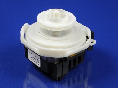 Зображення Циркуляційний мотор для посудомийної машини Ariston, BAUKNECHT, PRIVILEG (C00302488) 302488, зовнішній вигляд та деталі продукту