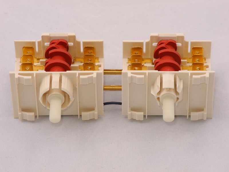 Зображення Перемикач конфорок електроплити Whirlpool (спарений подвійний) (481927328445) 481927328445, зовнішній вигляд та деталі продукту