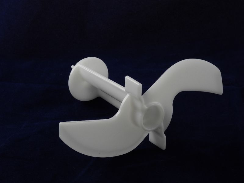 Зображення Пластиковий ніж для чаші подрібнювача 1500ml для блендера Braun (67051424) 67051424, зовнішній вигляд та деталі продукту