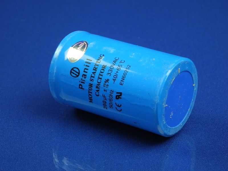 Изображение Пусковой конденсатор на 200 МкФ 330V 200 МкФ, внешний вид и детали продукта