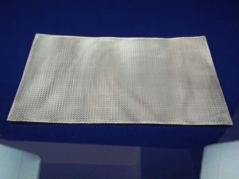 Изображение Универсальная сетка жирового фильтра для вытяжки 480*300 мм. 480*300, внешний вид и детали продукта